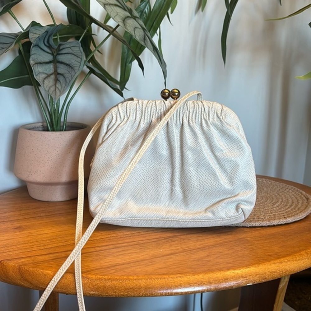 Vintage cream leather Etra crossbody- used